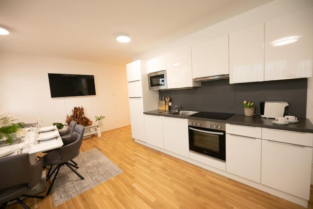 Schoenes Living Am Donauufer เวียนนา ภายนอก รูปภาพ